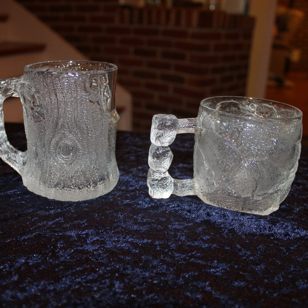 Set Of 2 1993 Flintstones McDonald's Glass Mugs